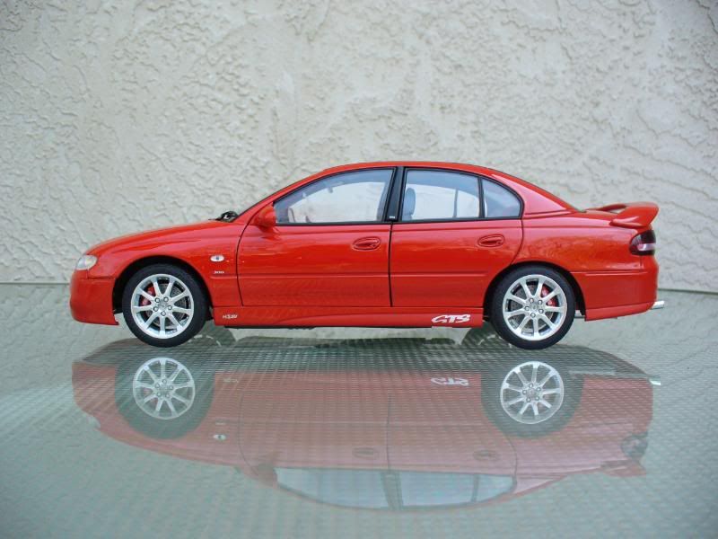 holden commodore diecast